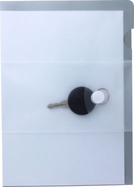 Nachhaltige Auftragshülle A4 hoch aus Post-Consumer-Recycling PP transparent natur, mit Tasche passend für einen Autoschlüssel – 10 Stück